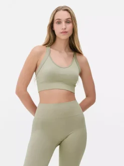 Krótki bezszwowy top na siłownię