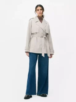 Krótki prochowiec z paskiem