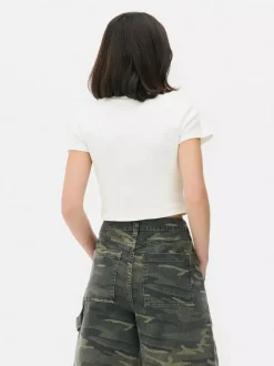 Krótki T-shirt z gwiazdą ze wzorem moro