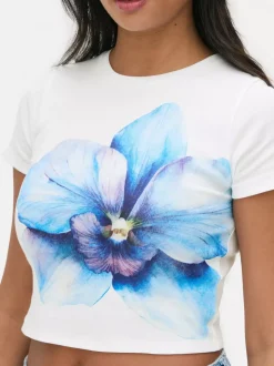 Krótki T-shirt z kwiatowym motywem