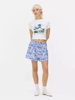 Krótki T-shirt z motywem Wielkiej Fali autorstwa Hokusaia