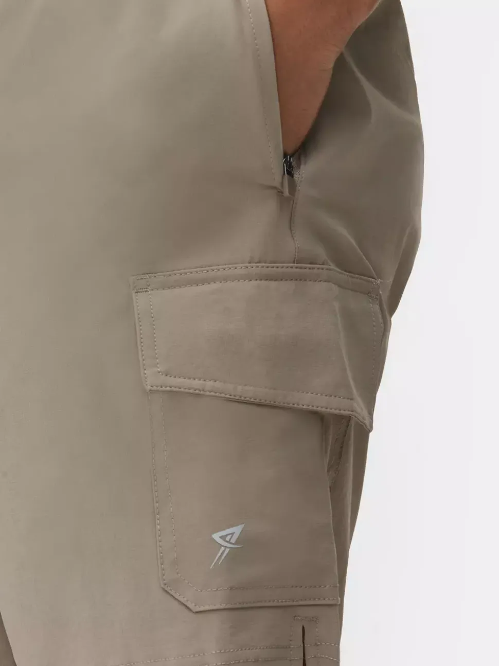 Krótkie bojówki sportowe