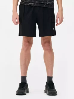 Krótkie bojówki sportowe