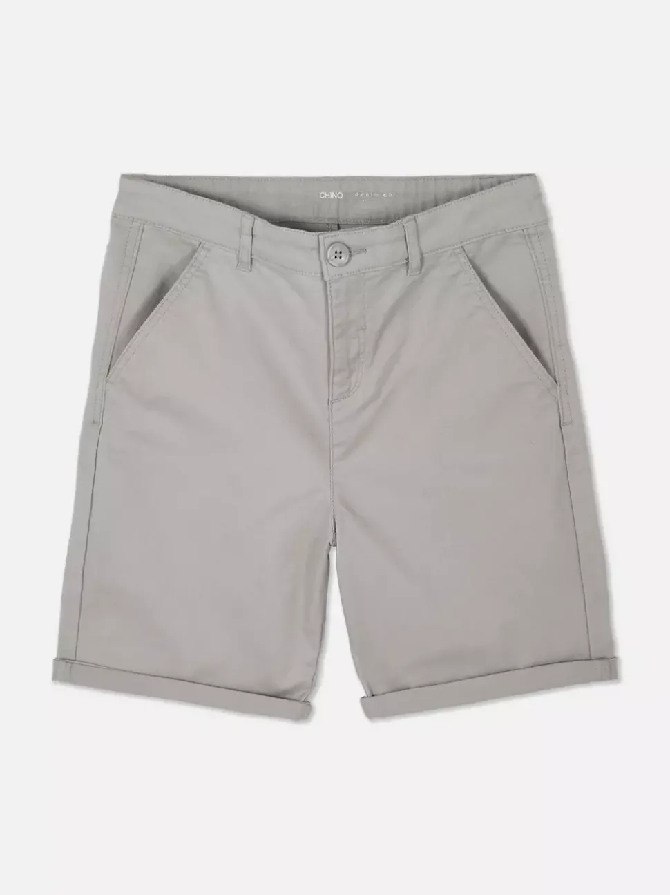 Krótkie chinosy z wywiniętą nogawką