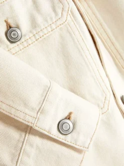 Kurtka jeansowa typu trucker