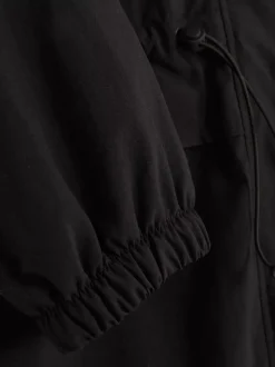 Kurtka przeciwdeszczowa z kapturem z tkaniny ripstop