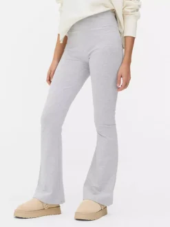 Legginsy z wysokim stanem i szeroką nogawką