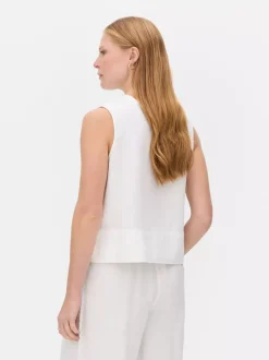 Lniana bluzka bez rękawów The Edit