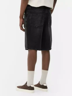 Luźne spodenki jeansowe