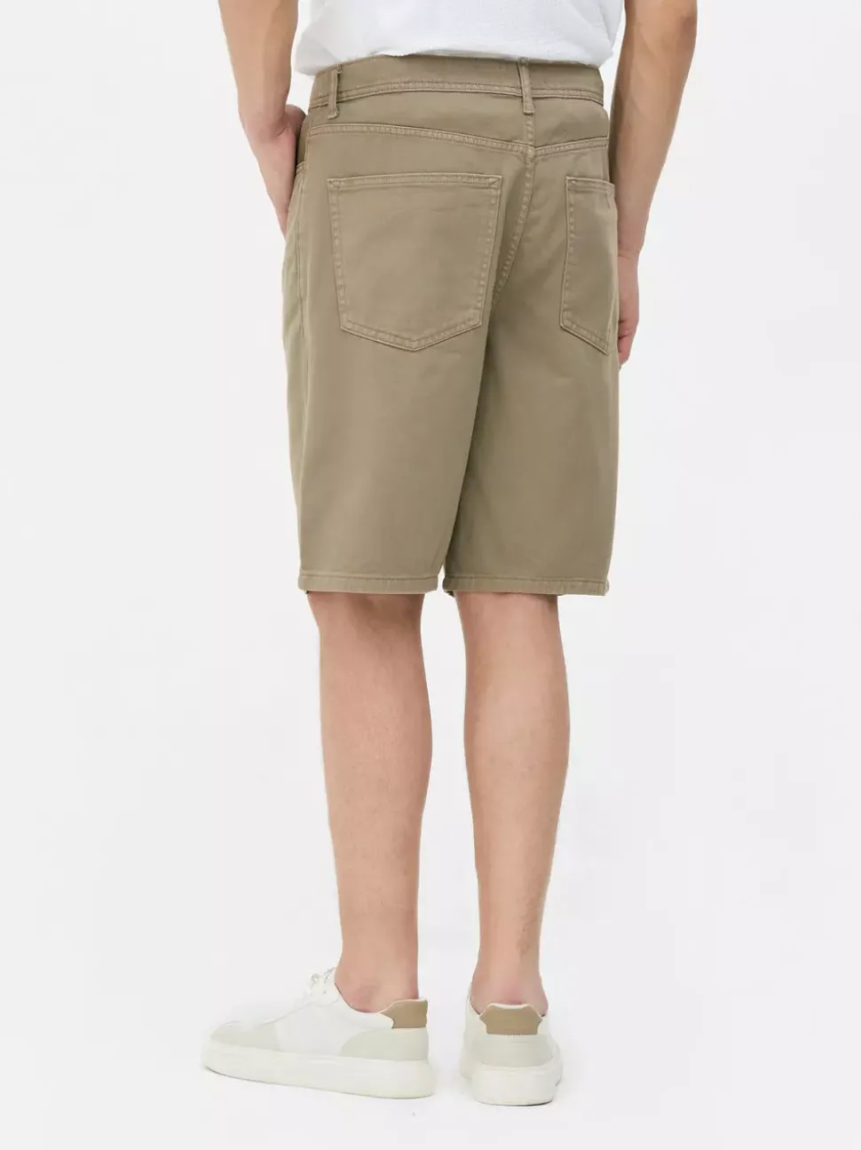 Luźne spodenki jeansowe