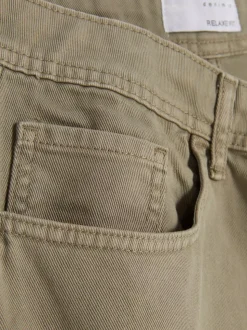 Luźne spodenki jeansowe