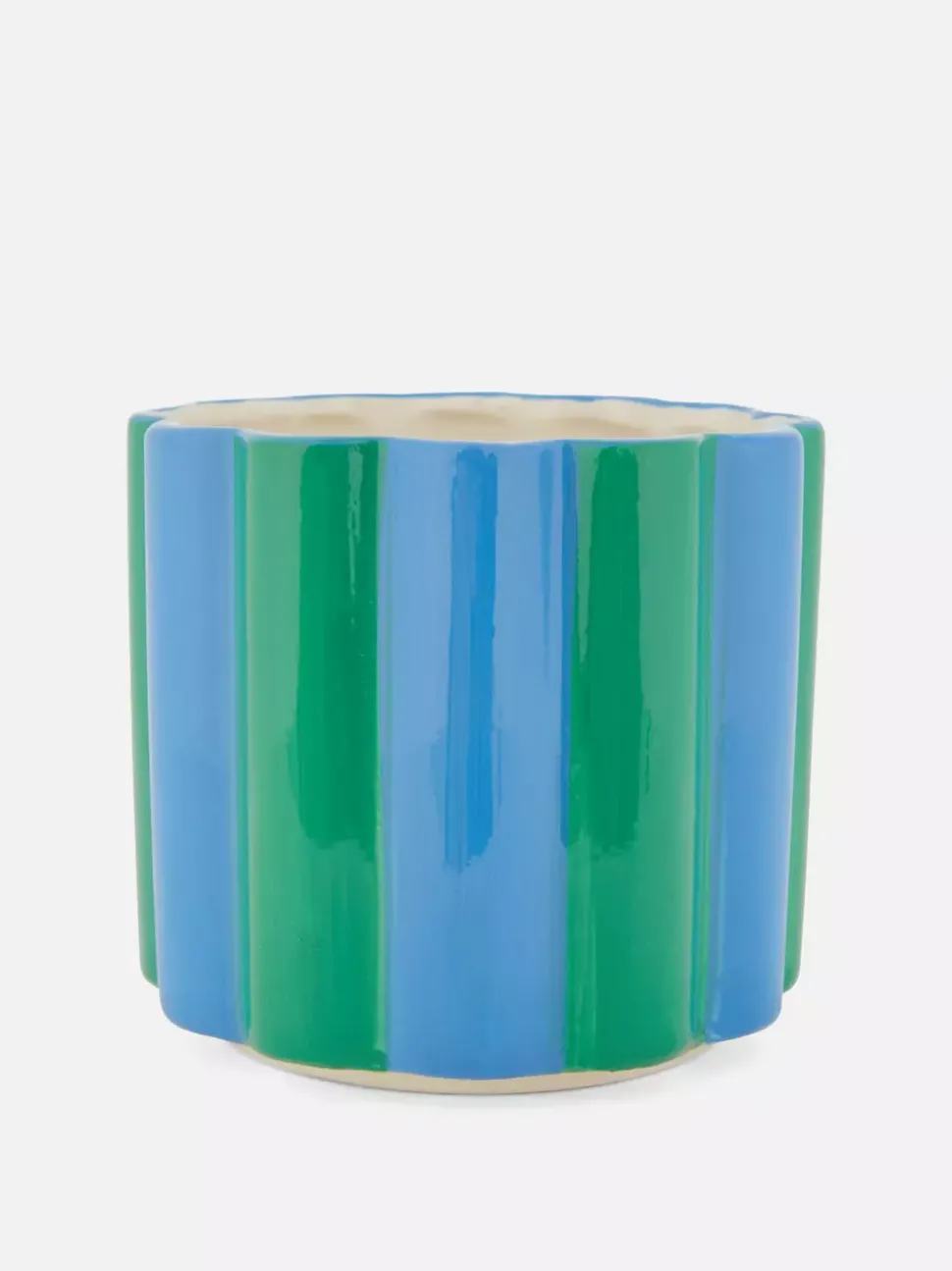 Mała doniczka z pofalowanym brzegiem