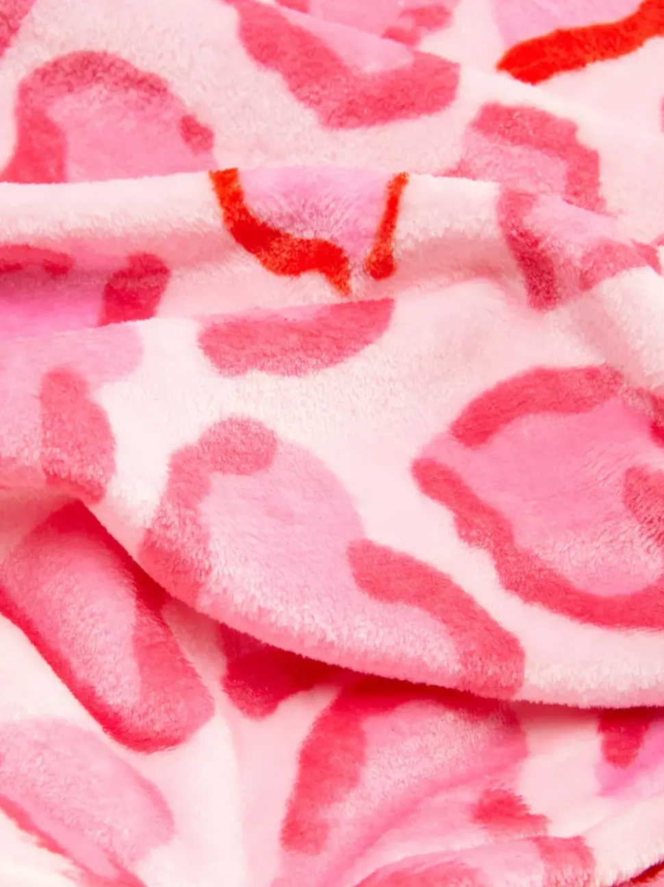 Mała narzuta w serduszka