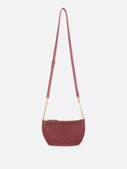 Mała słomiana torebka na ramię z łańcuszkiem