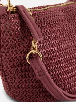 Mała słomiana torebka na ramię z łańcuszkiem