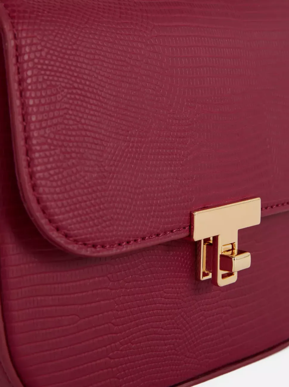 Mała torba na ramię z klapką