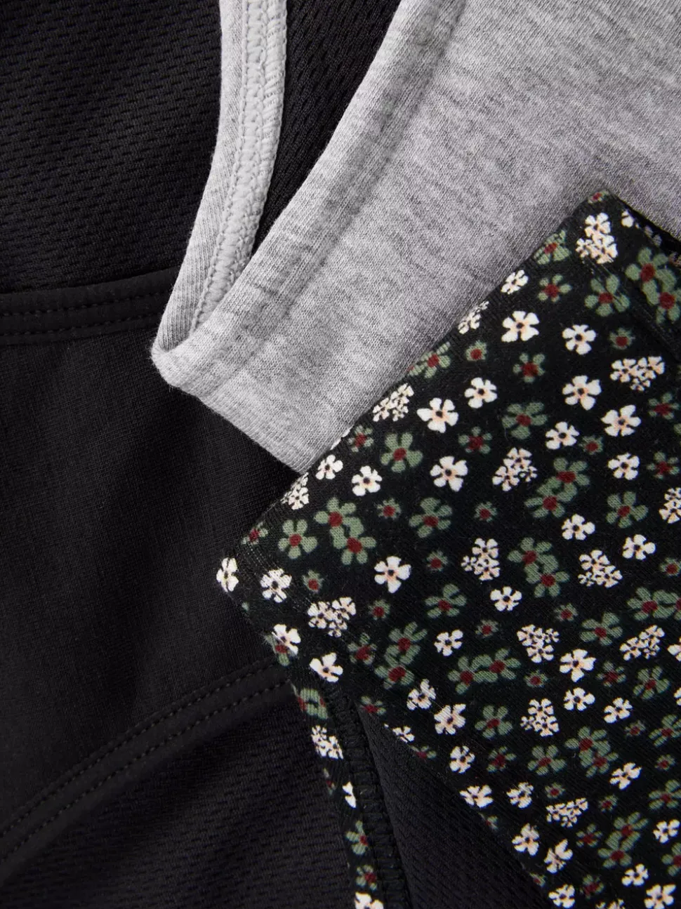 Menstruacyjne figi biodrówki w różne wzory, 3 pary