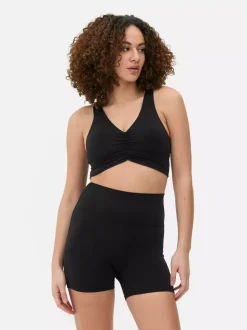 Miękki top o skróconym kroju z marszczeniami