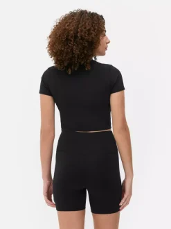 Miękki T-shirt o skróconym kroju