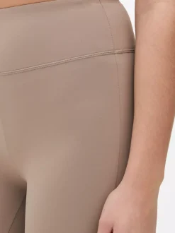 Miękkie legginsy z rozszerzaną nogawką