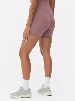 Miękkie sportowe szorty