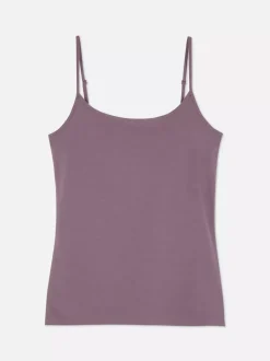 Modny rozciągliwy top na ramiączkach