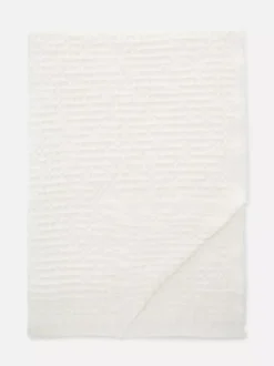 Narzuta o waflowej fakturze