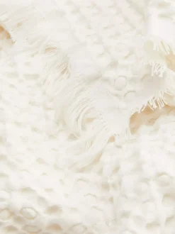 Narzuta o waflowej fakturze