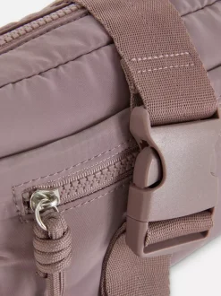 Nerka sportowa z zapięciem na zamek