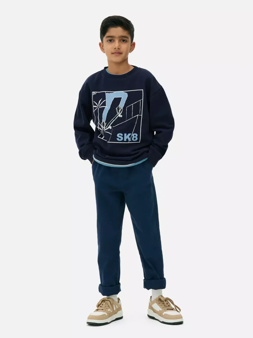 Nierozpinana bluza z nadrukiem