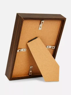 Niezbędna drewniana ramka na zdjęcia na stojaku