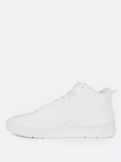 Niezbędne buty sportowe z wysoką cholewką