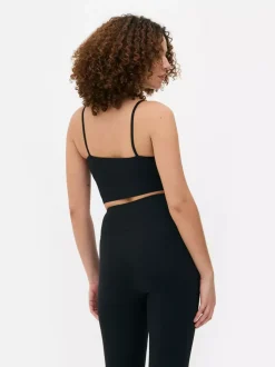 Niezwykle miękka krótka koszulka na ramiączkach