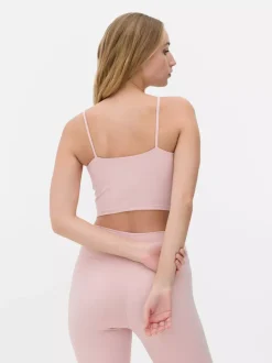 Niezwykle miękka krótka koszulka na ramiączkach