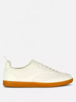 Niskie buty sportowe z gumową podeszwą