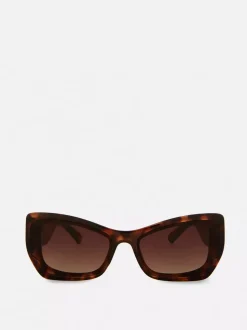 Okulary przeciwsłoneczne w kształcie kociego oka