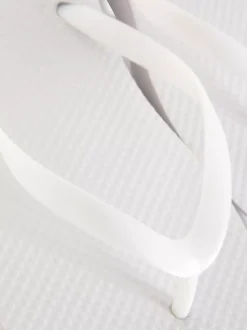 Płaskie japonki Essential