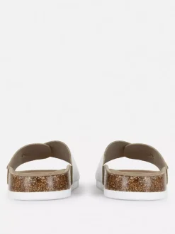 Płaskie sandały z pojedynczym paskiem