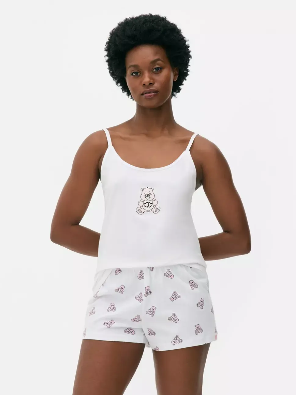 Piżama z górą na ramiączkach i szortami