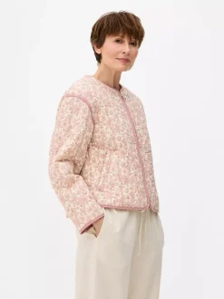 Pikowana kurtka w kwiaty