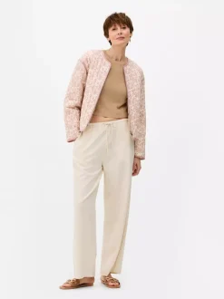 Pikowana kurtka w kwiaty