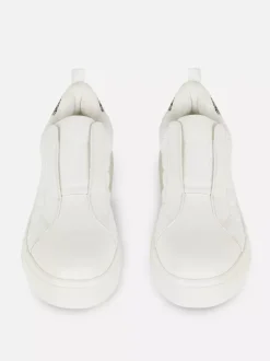 Pikowane wsuwane buty sportowe