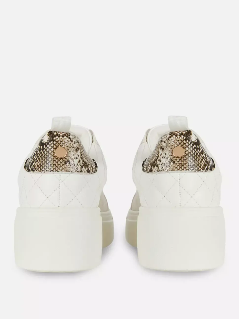 Pikowane wsuwane buty sportowe