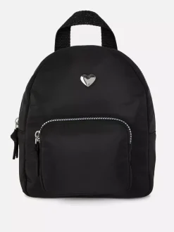Plecak z ozdobnym serduszkiem