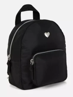 Plecak z ozdobnym serduszkiem