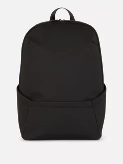 Plecak z regulowanymi paskami