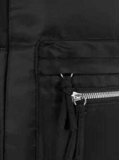 Plecak z wieloma kieszeniami