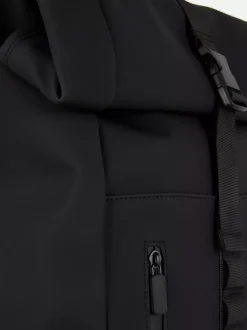 Plecak ze zwijaną klapą u góry