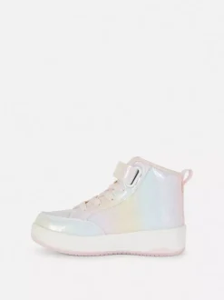 Podświetlane wysokie buty sportowe w gwiazdki