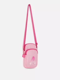 Pokrowiec na telefon na długim pasku z inicjałem